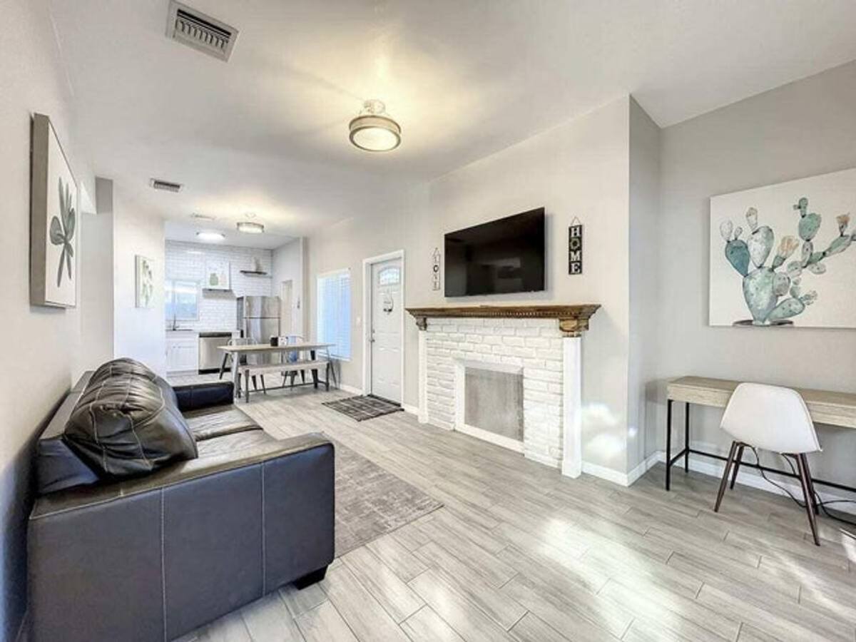 House for rent at 1500 SW 12th St, Fort Lauderdale, FL 33312