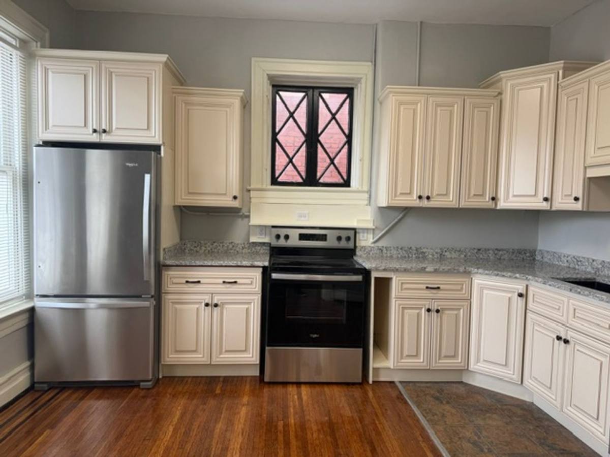 Apartment for rent at 510 W Saint Catherine, Louisville, KY 40208