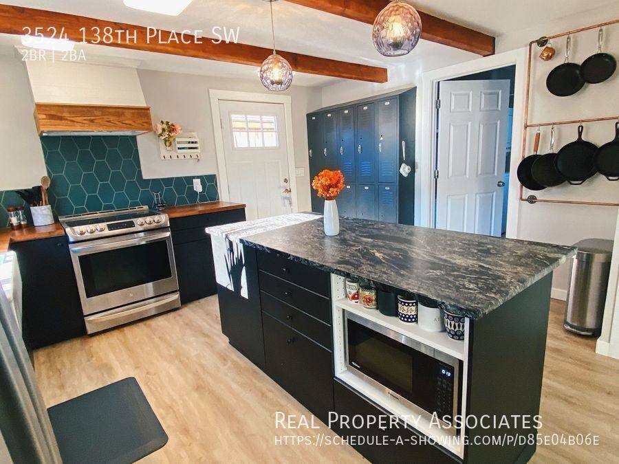 House for rent at 3524 138th Place SW, Lynnwood, WA 98087