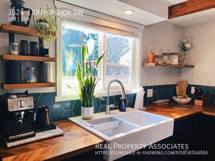 House for rent at 3524 138th Place SW, Lynnwood, WA 98087