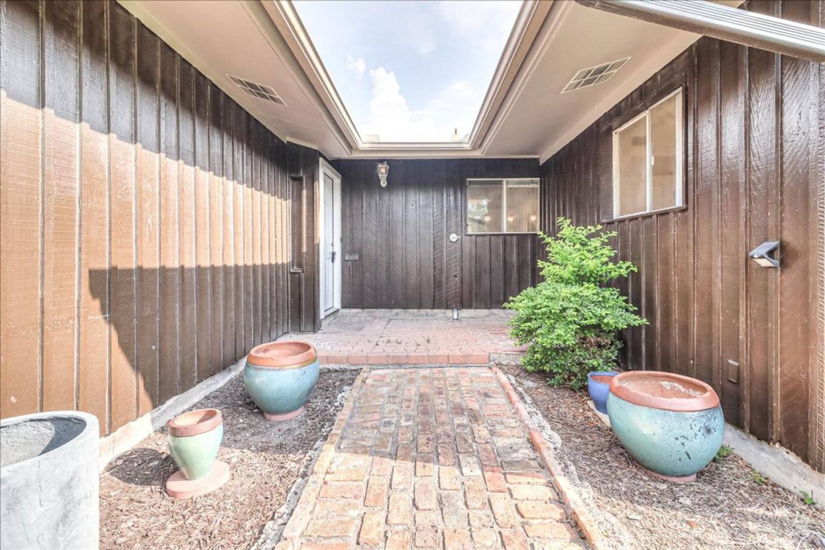 House for rent at 1022 Herndon St, Corpus Christi, TX 78411