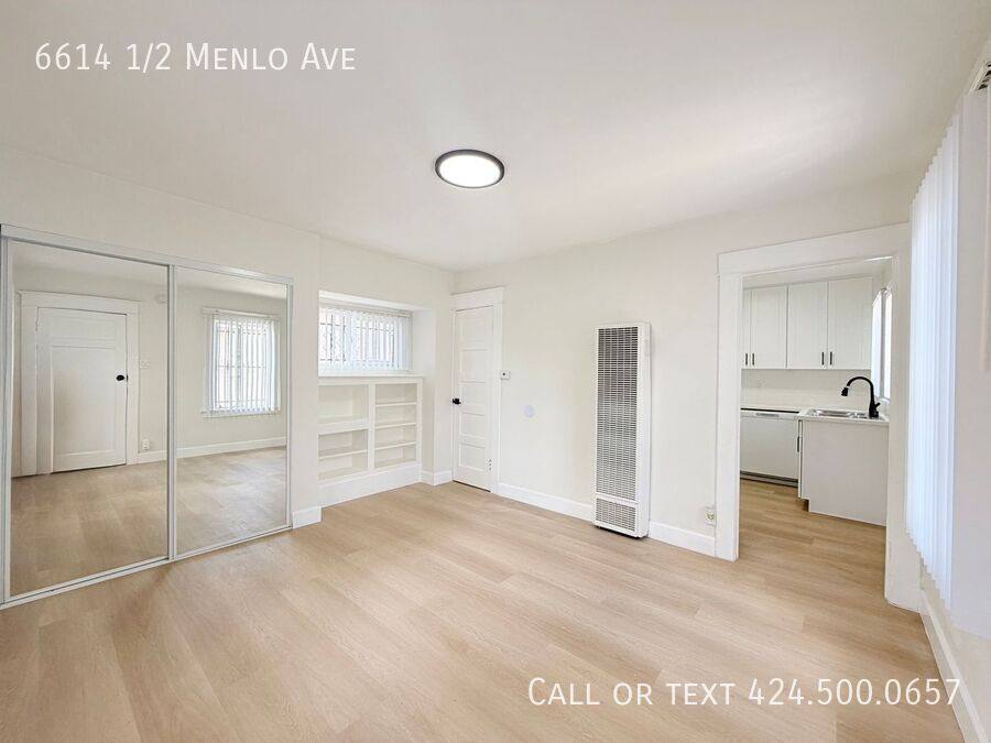Apartment for rent at 6614 1 2 Menlo Ave, Los Angeles, CA 90044