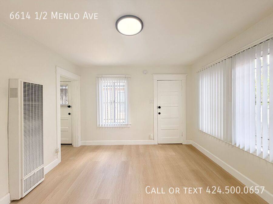 Apartment for rent at 6614 1 2 Menlo Ave, Los Angeles, CA 90044
