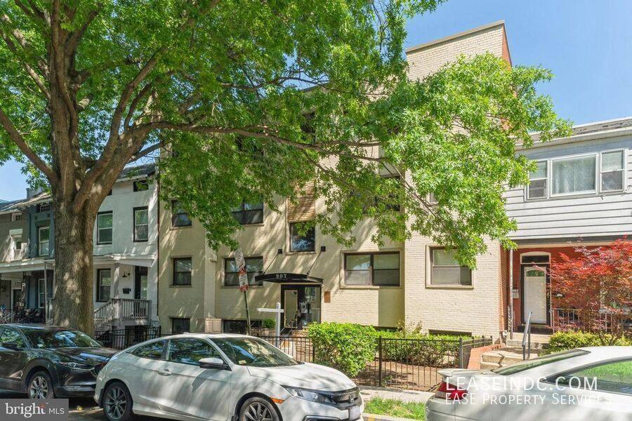 Apartment for rent at 907 Euclid St NW #102, Washington, DC 20001
