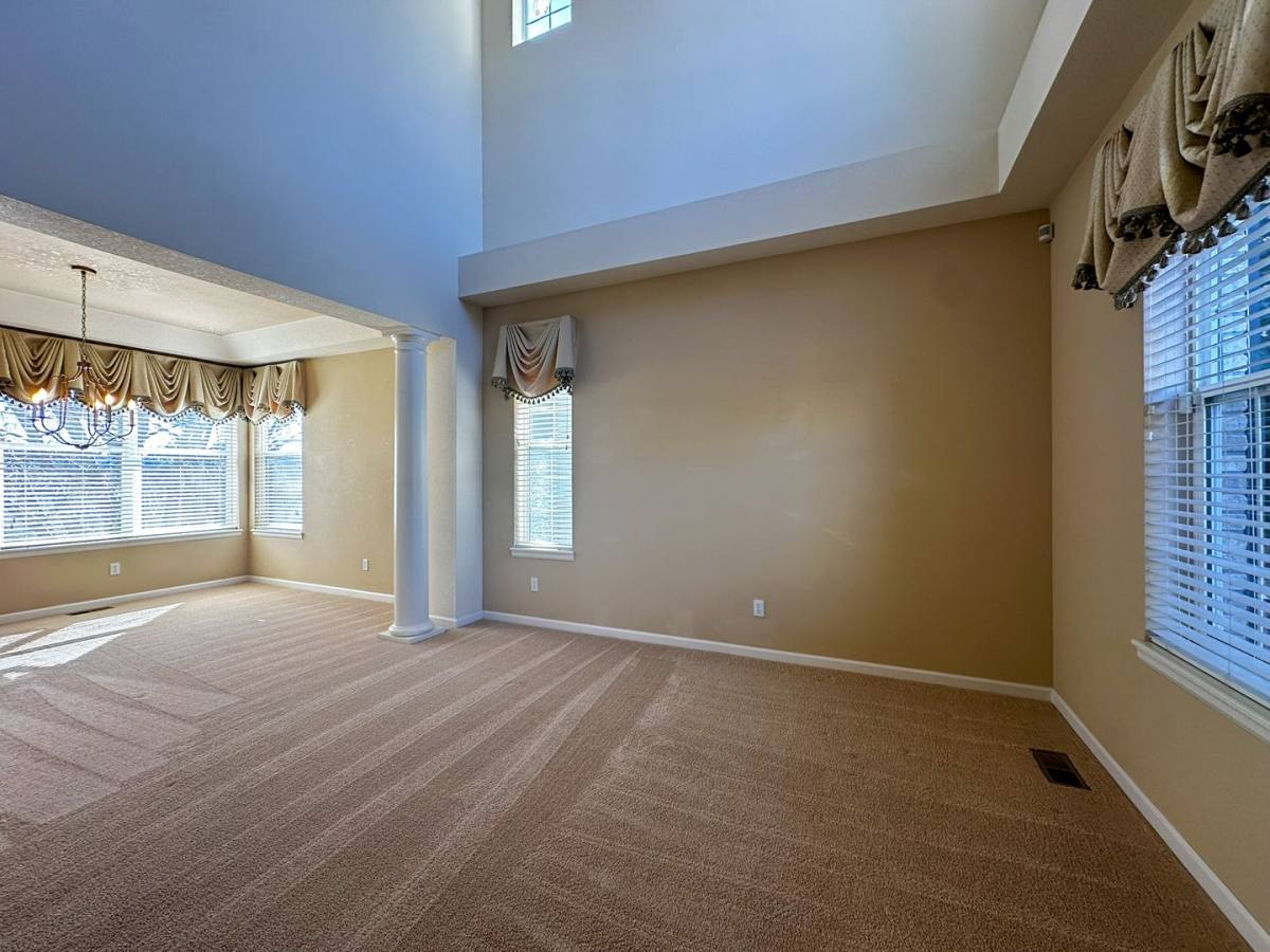 House for rent at 7856 Stonedale Dr, Castle Rock, CO 80108