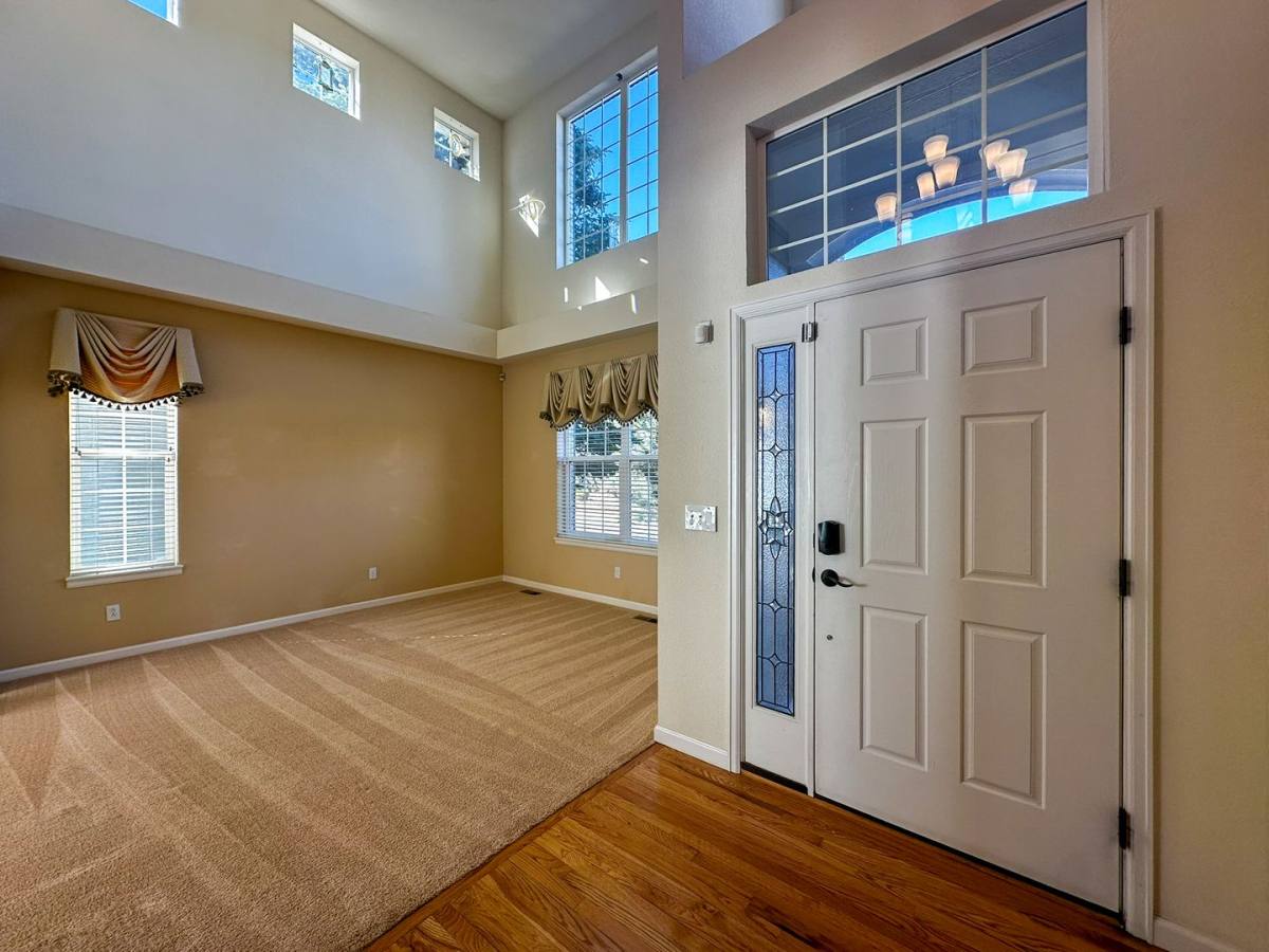 House for rent at 7856 Stonedale Dr, Castle Rock, CO 80108