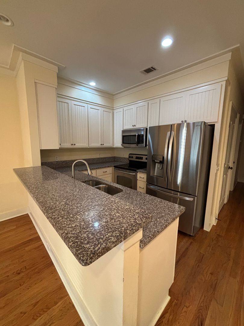 Townhouse for rent at 219 Oyster Point Dr, Midway, GA 31320