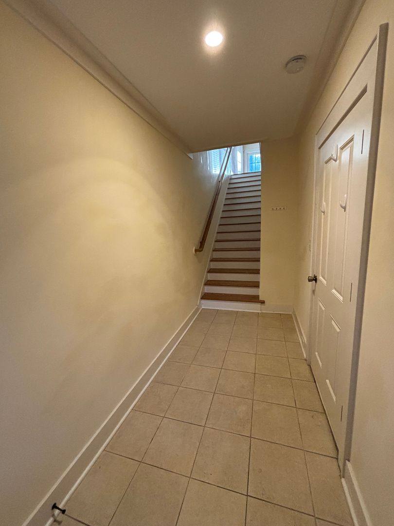 Townhouse for rent at 219 Oyster Point Dr, Midway, GA 31320