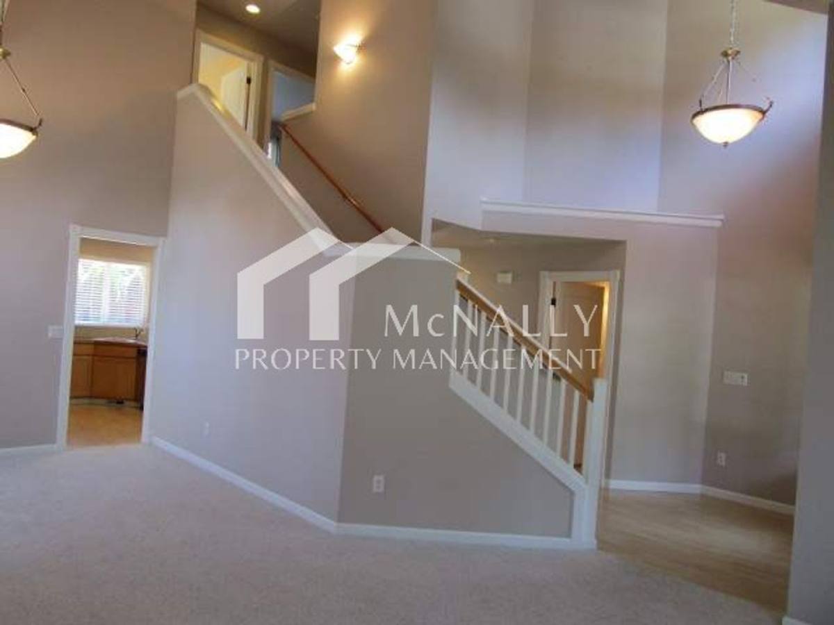 House for rent at 1108 139th St NW, Gig Harbor, WA 98332