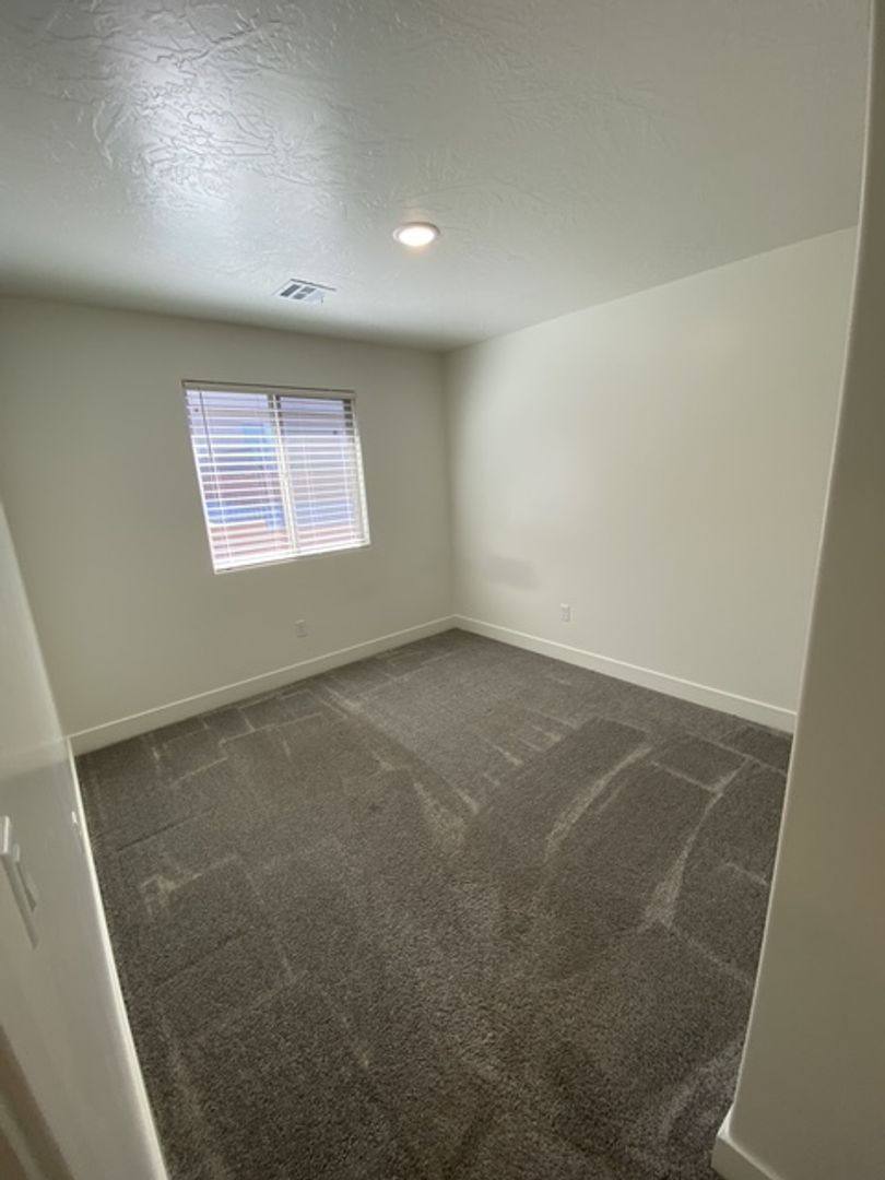 House for rent at 5808 S Challenger Way, Saint George, UT 84790