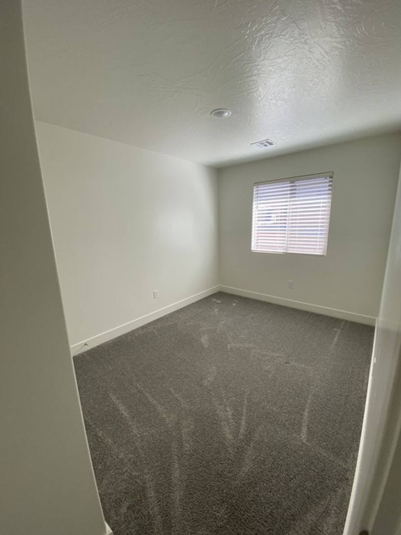 House for rent at 5808 S Challenger Way, Saint George, UT 84790