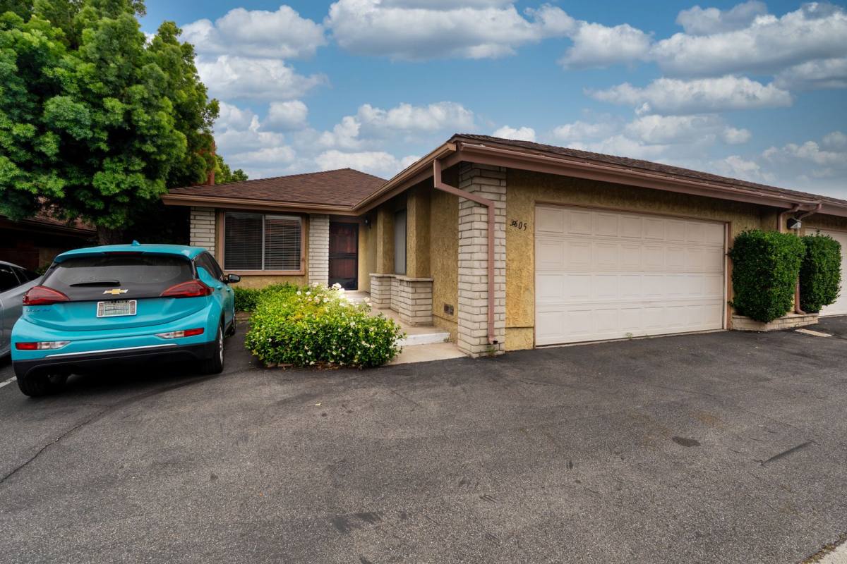 House for rent at 9605 Longden Ave, Temple City, CA 91780
