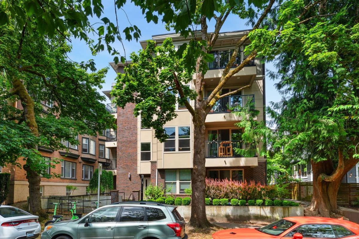 Apartment for rent at 1811 17th Ave, Seattle, WA 98122