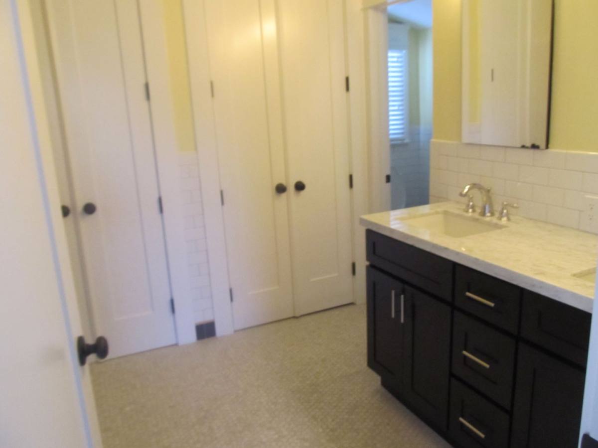Apartment for rent at 264-268 N Grand, Orange, CA 92866