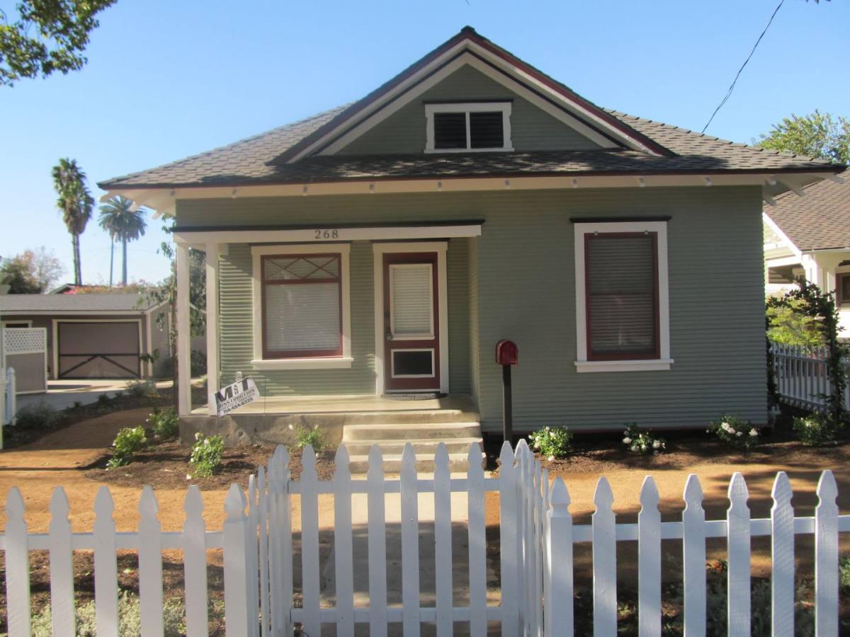 Apartment for rent at 264-268 N Grand, Orange, CA 92866