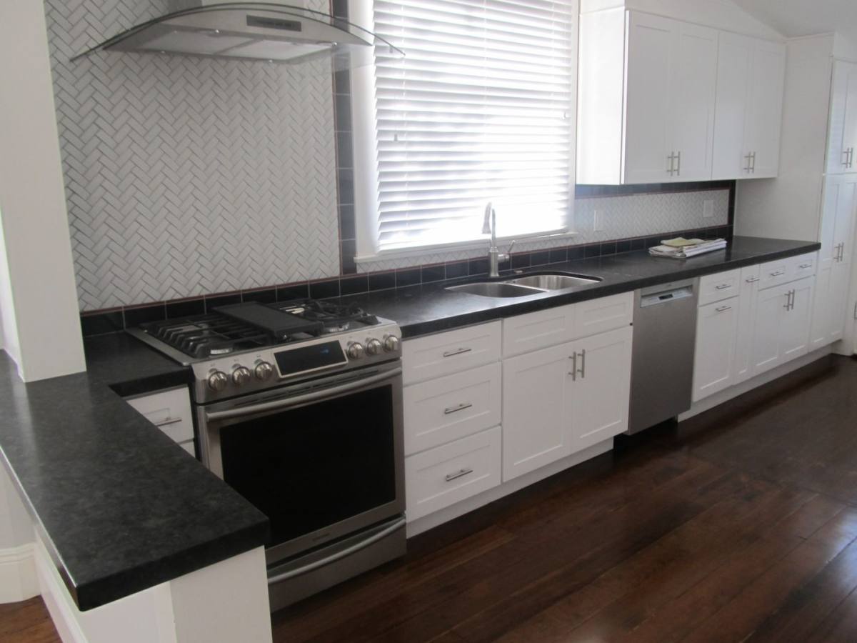 Apartment for rent at 264-268 N Grand, Orange, CA 92866