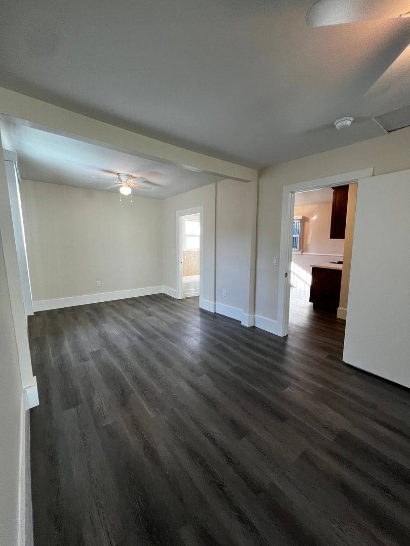 Apartment for rent at 605-609 S Adams St, Glendale, CA 91205