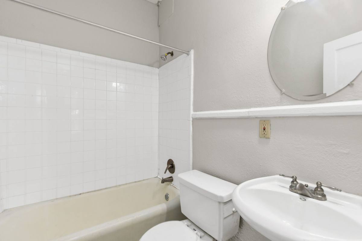 Apartment for rent at 2930 Clairmont Ave, Birmingham, AL 35205