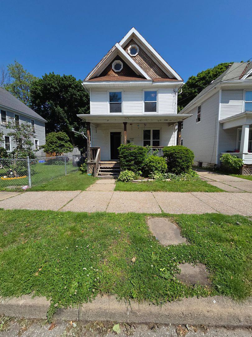 House for rent at 738 E 8th St, Erie, PA 16503
