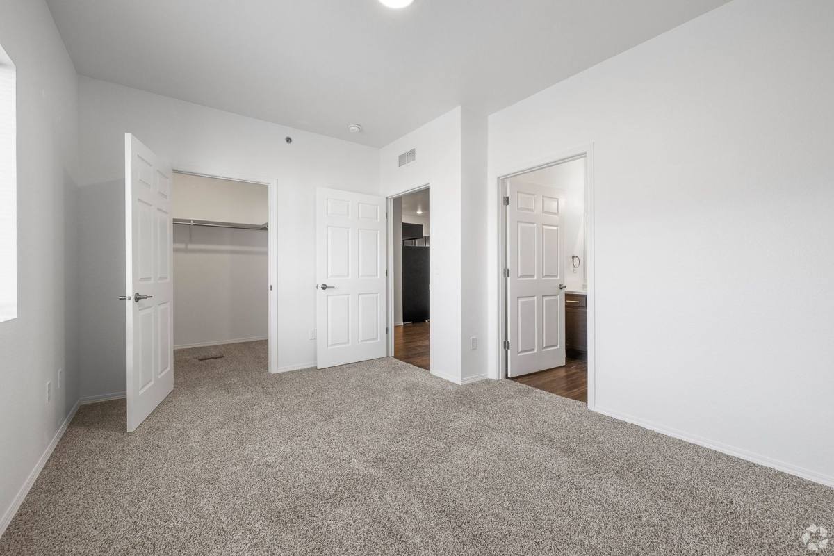 Apartment for rent at 1900 Fox Rd, Rapid City, SD 57702