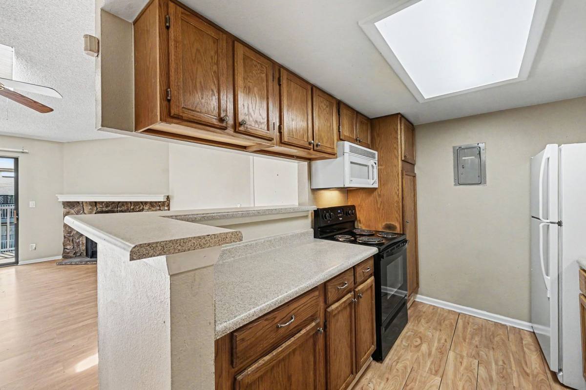 Apartment for rent at 902 S Walden St, Aurora, CO 80015