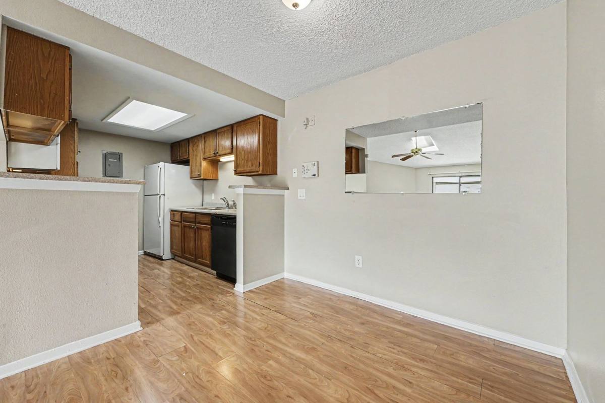 Apartment for rent at 902 S Walden St, Aurora, CO 80015