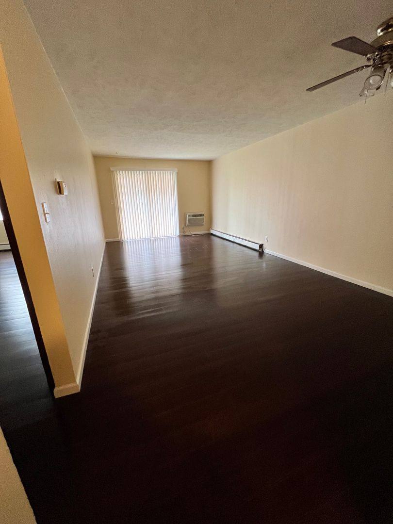Apartment for rent at 3627-3631 N Rockton Ave, Rockford, IL 61103