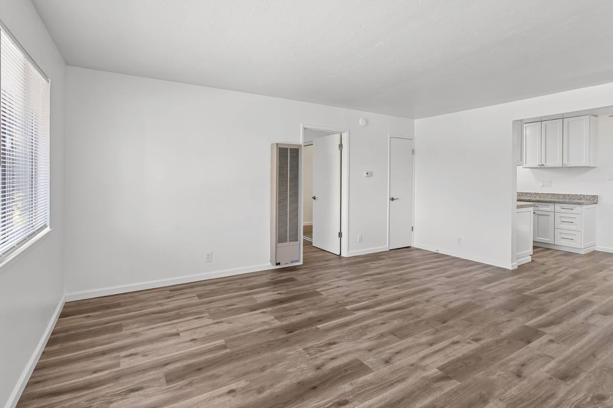 Apartment for rent at 931-939 Golden Gate Dr, Napa, CA 94559