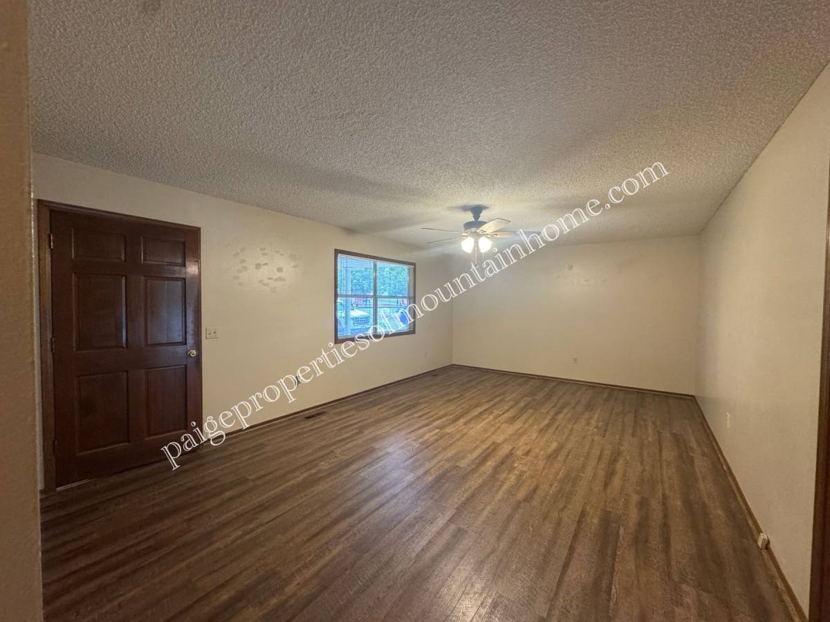 House for rent at 1309 Post Oak Rd, Mountain Home, AR 72653