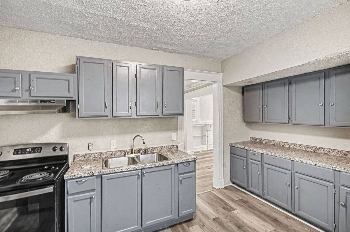 House for rent at 4119 Montgall Ave, Kansas City, MO 64130