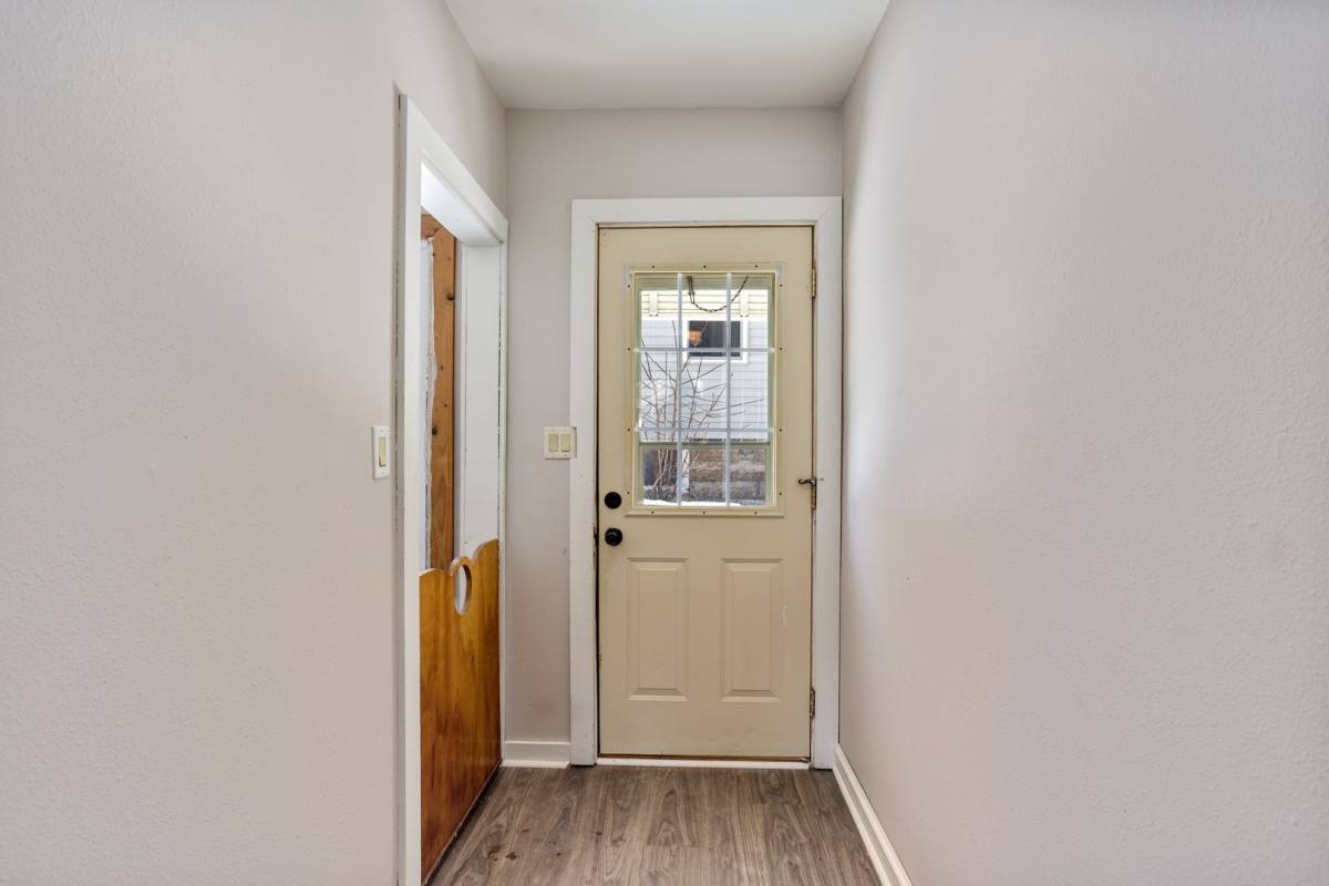 Apartment for rent at 120 W 5th St, Kaukauna, WI 54130