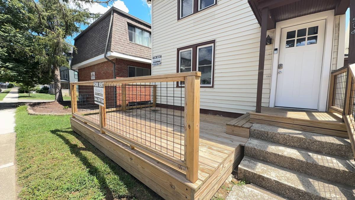 Apartment for rent at 508 N Lincoln St, Bloomington, IN 47408