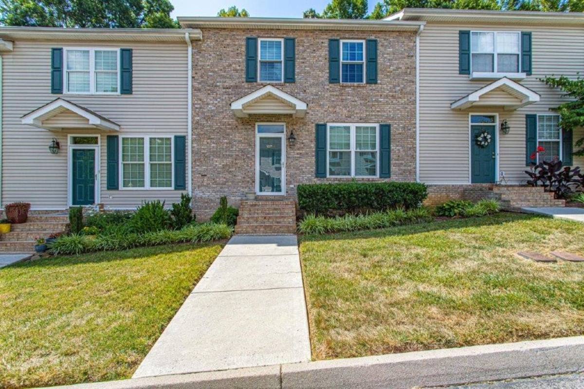 Condo for rent at 10714 Prince Albert Way, Farragut, TN 37934