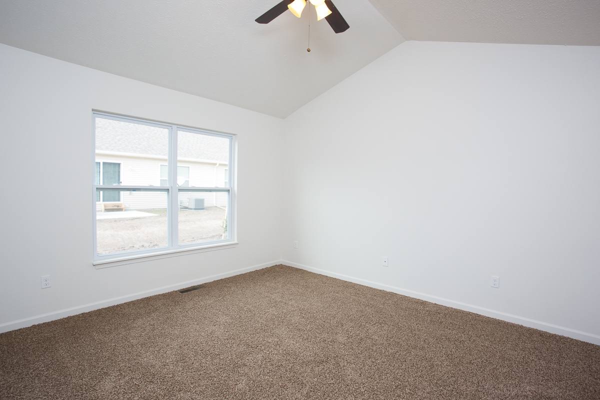 Townhouse for rent at 9 Red Plank Way, Rochester, NY 14624
