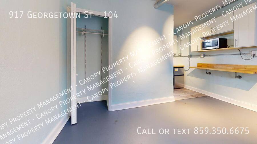 Apartment for rent at 917 Georgetown St #104, Lexington, KY 40508