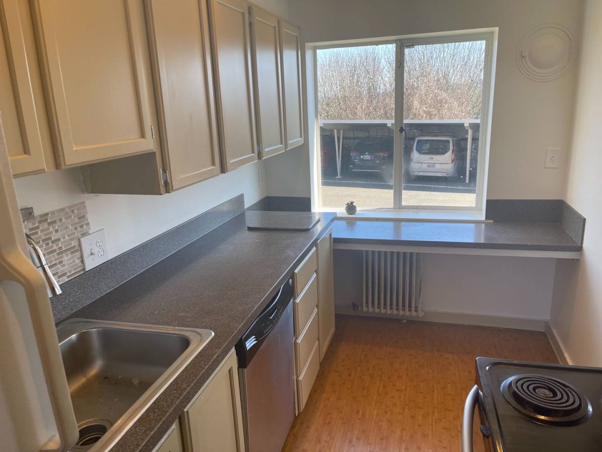 Condo for rent at 1800 Taylor Ave N, Seattle, WA 98109