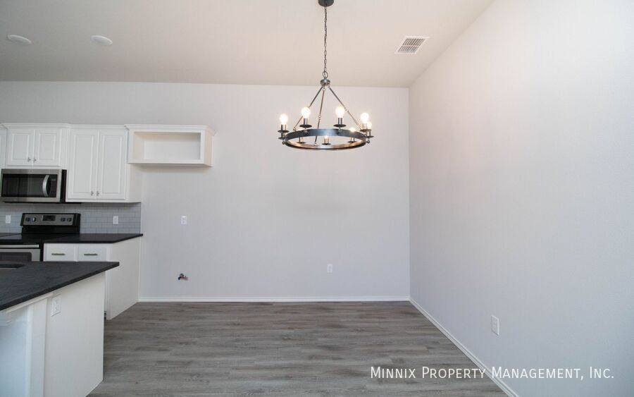 Townhouse for rent at 12008 Essex Ave #B, Lubbock, TX 79424