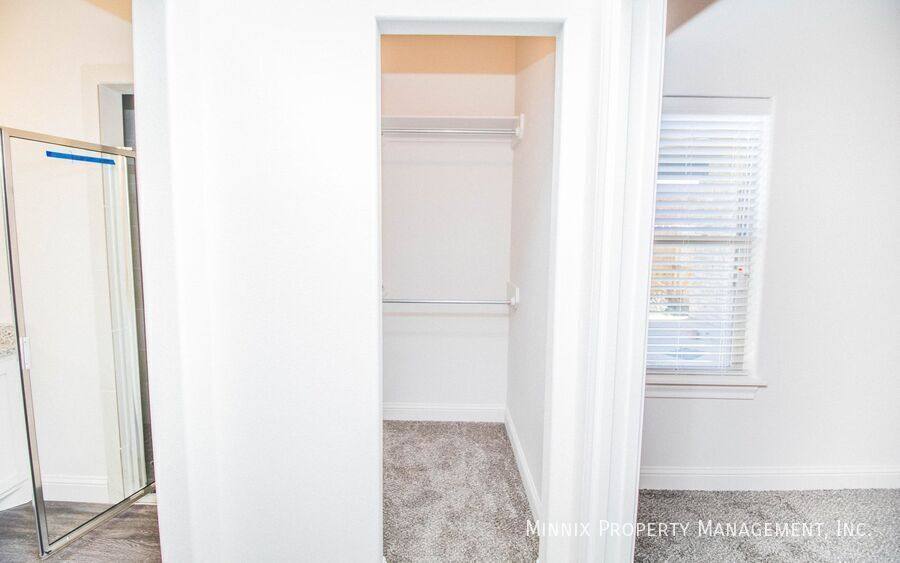 Townhouse for rent at 1609 102nd St #A, Lubbock, TX 79423