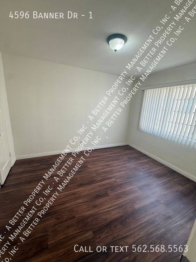 Apartment for rent at 4596 Banner Dr #1, Long Beach, CA 90807