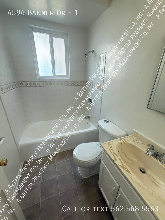 Apartment for rent at 4596 Banner Dr #1, Long Beach, CA 90807