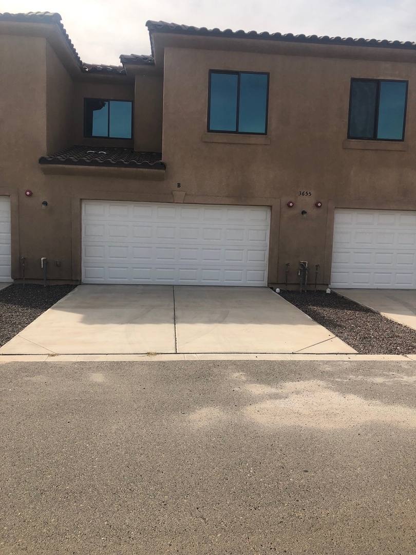 Townhouse for rent at 3655 W 22nd Place Bldg #1, Yuma, AZ 85364