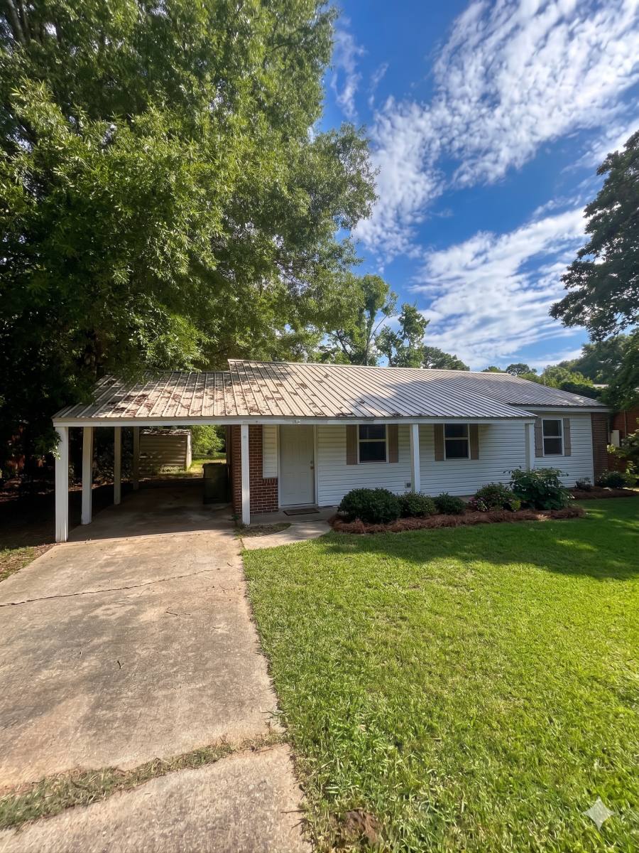 House for rent at 370 Collinwood Ave, Montgomery, AL 36105