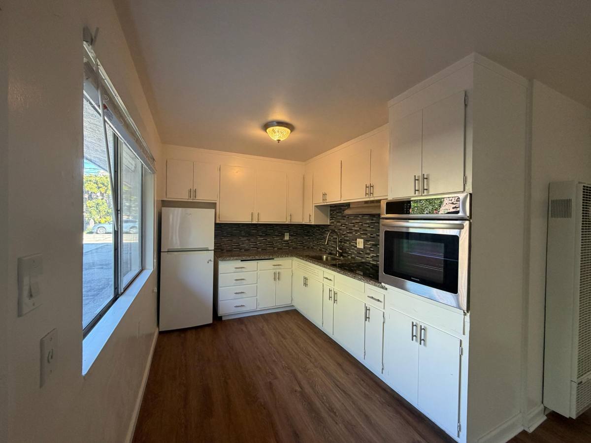Apartment for rent at 2210 San Jose Ave #A, Alameda, CA 94501