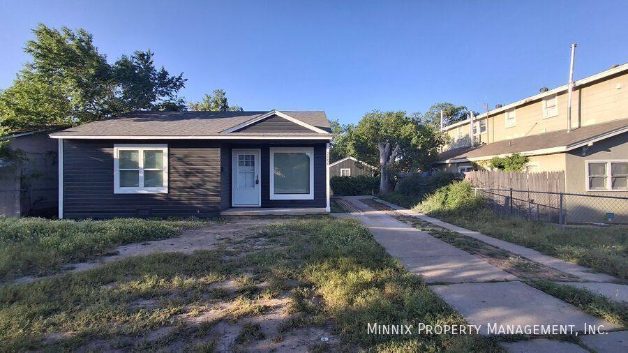 House for rent at 2608 6th Ave, Canyon, TX 79015