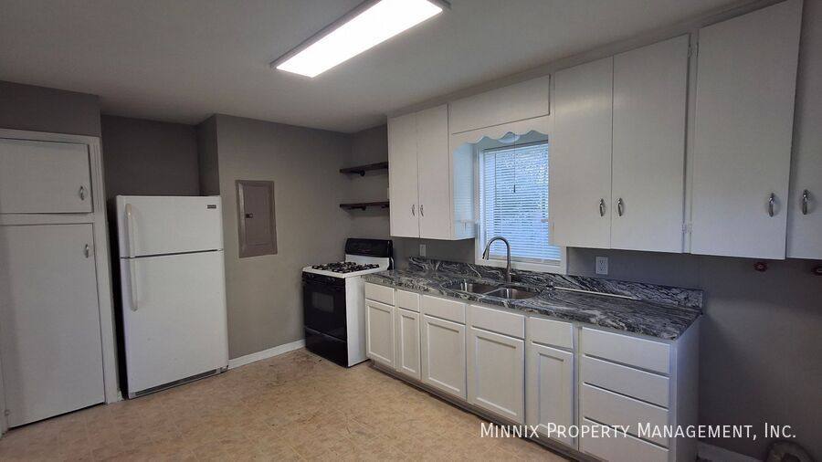 House for rent at 2608 6th Ave, Canyon, TX 79015