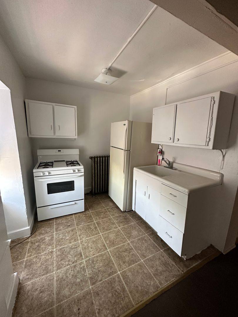 Apartment for rent at 22 N Hartley St, York, PA 17401
