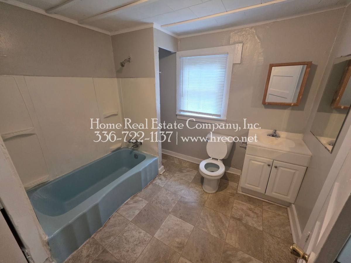 Apartment for rent at 2601 Machine St, Winston Salem, NC 27105