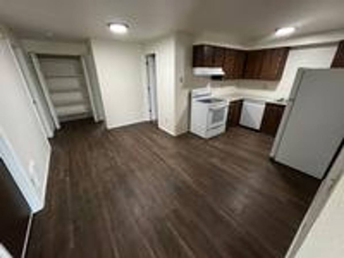 Townhouse for rent at 3996 Linn Ave SE, Albany, OR 97322