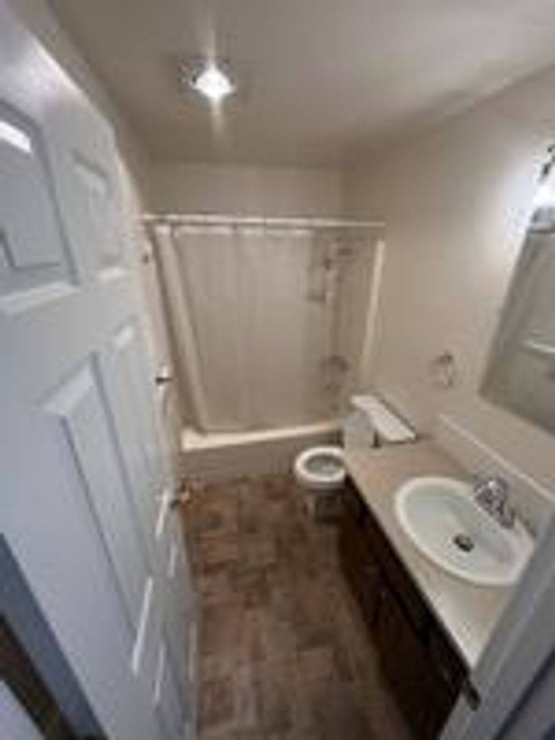 Townhouse for rent at 3996 Linn Ave SE, Albany, OR 97322
