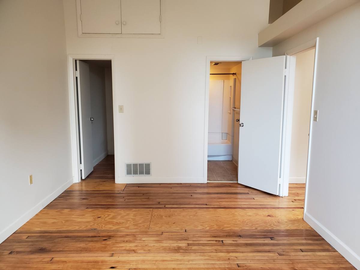 Apartment for rent at 45 N Market St, Lancaster, PA 17603